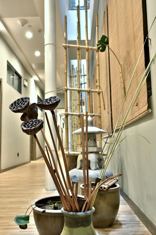 U Hotels Xintiandi Shanghai Exterior photo